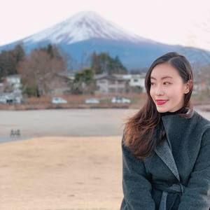 Meet your Posher, Rose